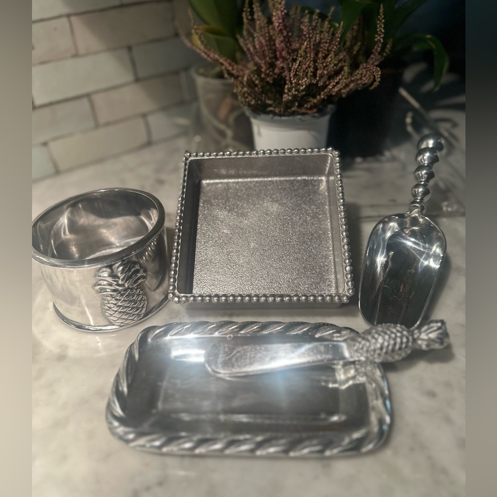 MARIPOSA! 5PC WINE COASTER, BUTTER DISH, SPREADER, NAPKIN BOX, ICE SCOOP $35 OBO